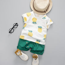 Load image into Gallery viewer, Giraffe Shirt Clothing Set for Boys
