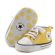 Load image into Gallery viewer, Baby Classic Canvas Shoes Soft-bottomed
